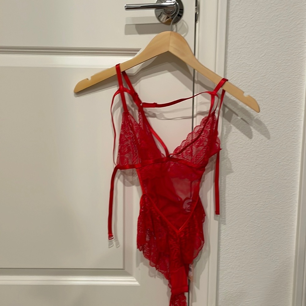 Tiger mist lace lingerie